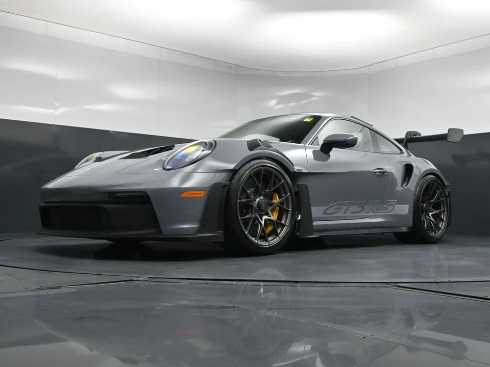 2025 Porsche 992 GT3 RS - Image 22 of 31