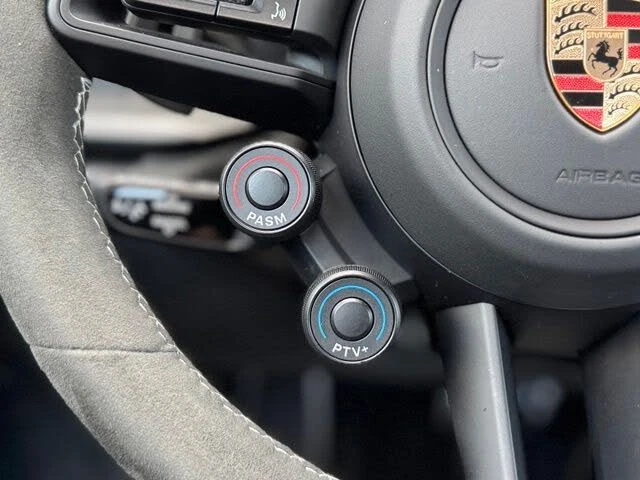 2025 Porsche 992 GT3 RS - Image 26 of 31
