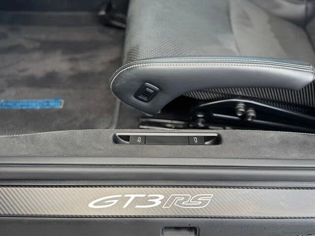 2025 Porsche 992 GT3 RS - Image 16 of 31