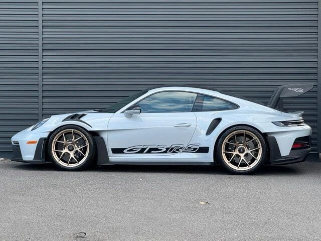 2025 Porsche 992 GT3 RS - Image 2 of 31