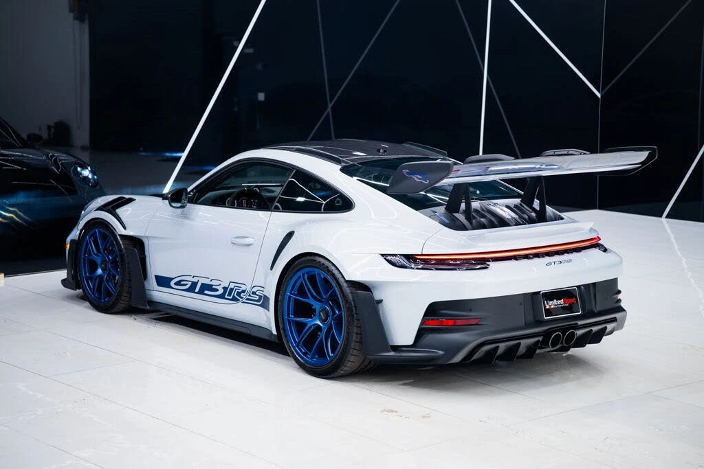 2025 Porsche 992 GT3 RS - Image 23 of 31