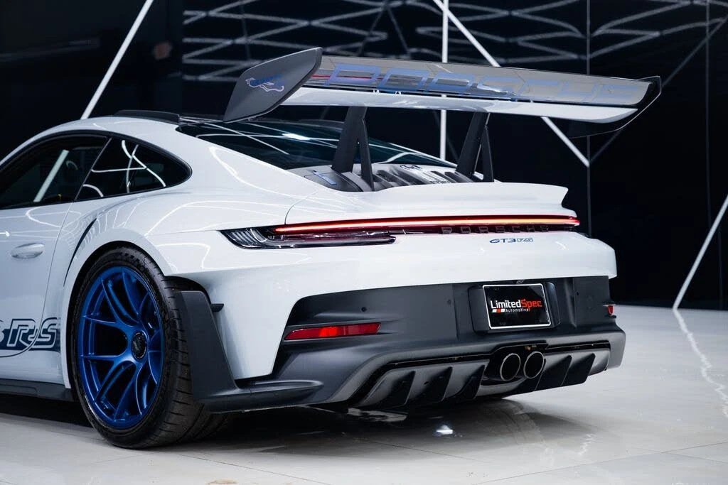 2025 Porsche 992 GT3 RS - Image 24 of 31