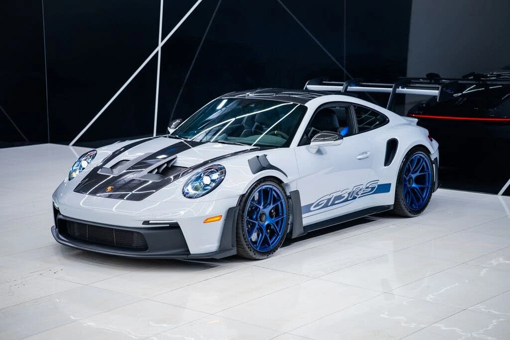 2025 Porsche 992 GT3 RS - Image 3 of 31