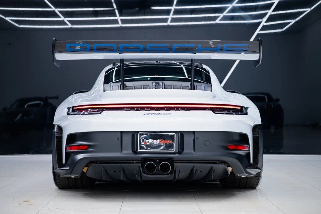 2025 Porsche 992 GT3 RS - Image 25 of 31