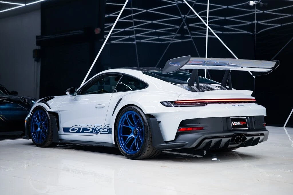 2025 Porsche 992 GT3 RS - Image 22 of 31