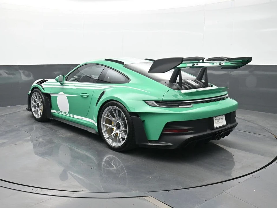 2025 Porsche 992 GT3 RS - Image 3 of 28