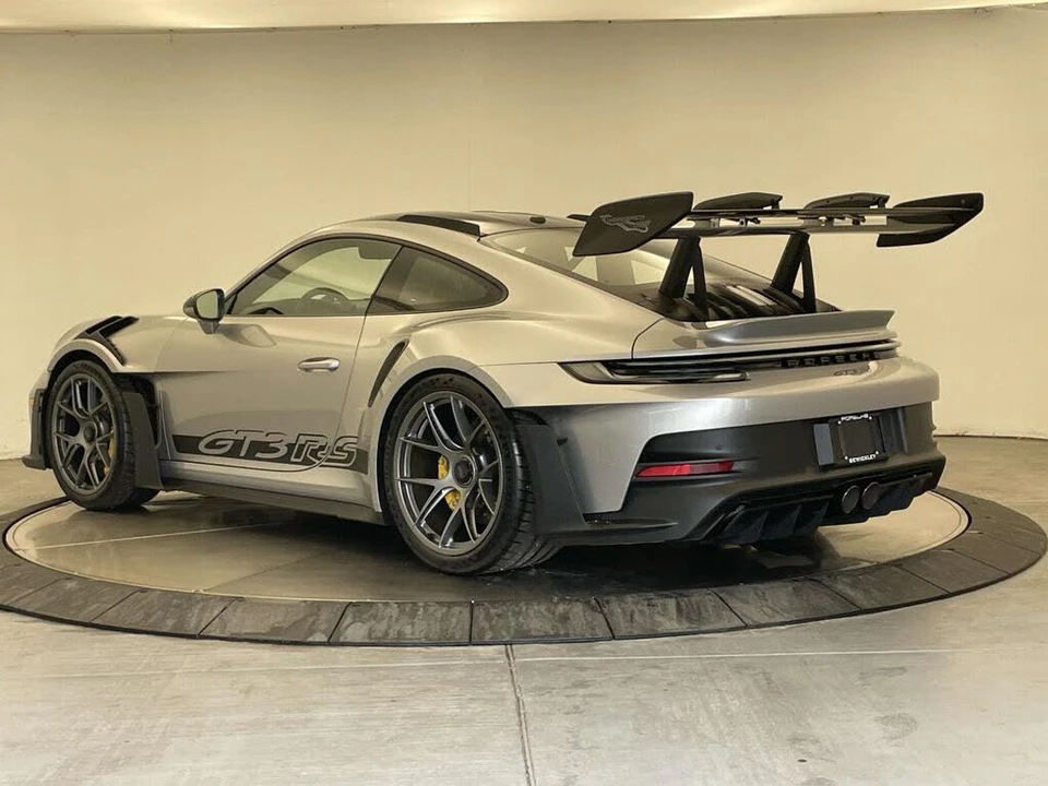 2025 Porsche 992 GT3 RS - Image 3 of 31
