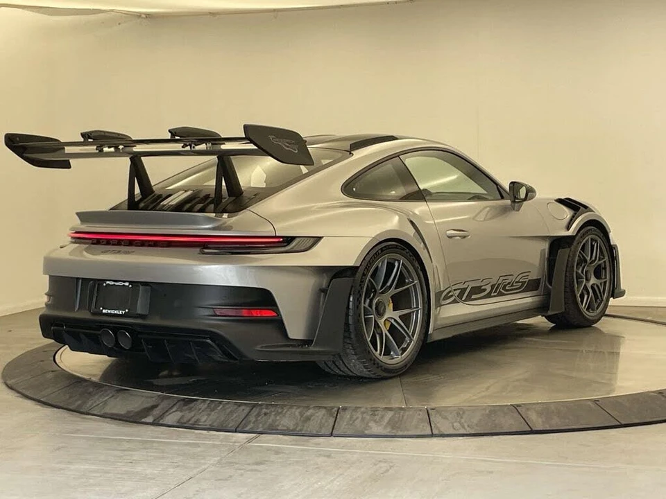 2025 Porsche 992 GT3 RS - Image 7 of 31