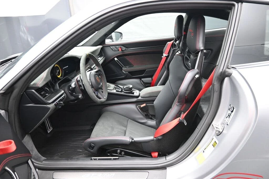 2025 Porsche 992 GT3 RS - Image 5 of 31