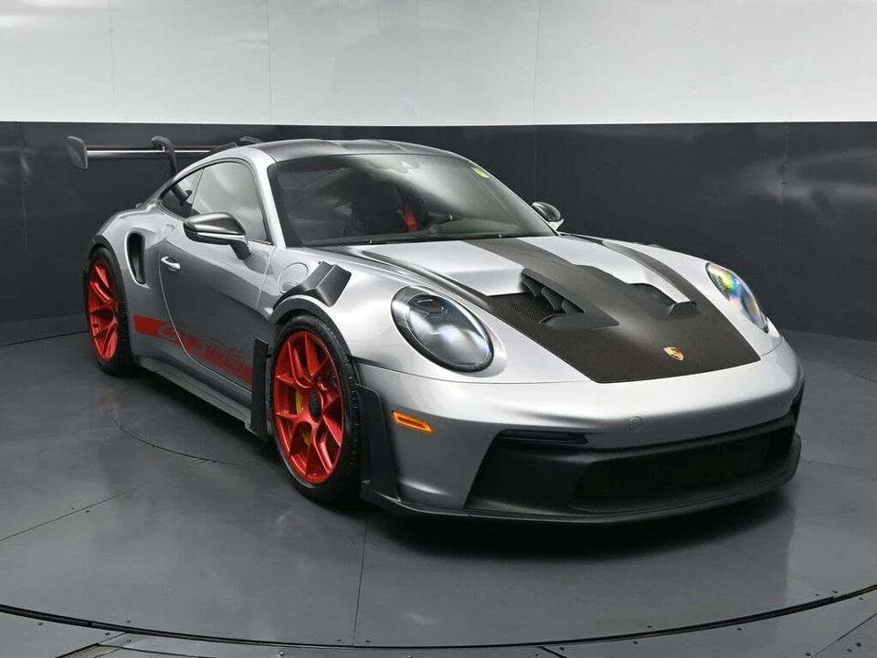 2025 Porsche 992 GT3 RS - Image 14 of 31