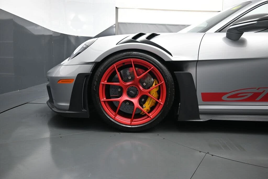 2025 Porsche 992 GT3 RS - Image 10 of 31