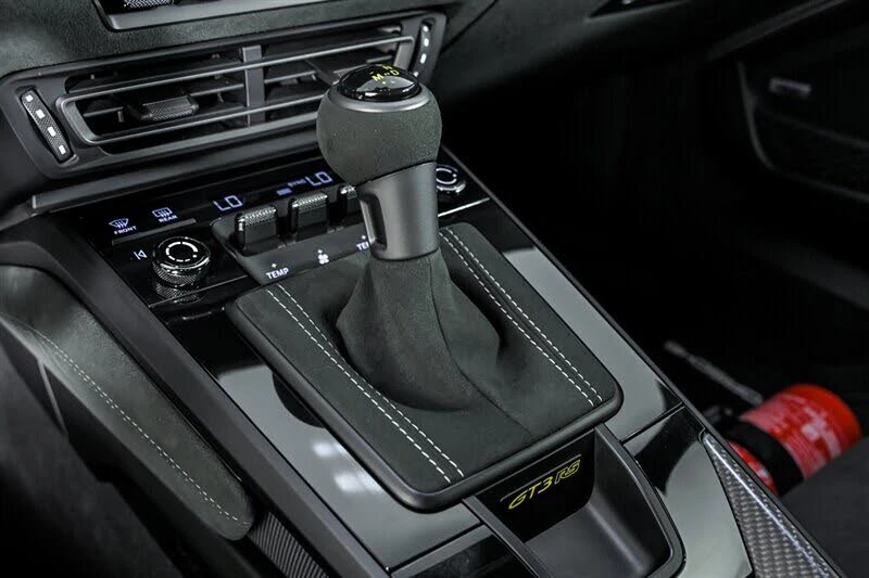 2025 Porsche 992 GT3 RS - Image 30 of 31