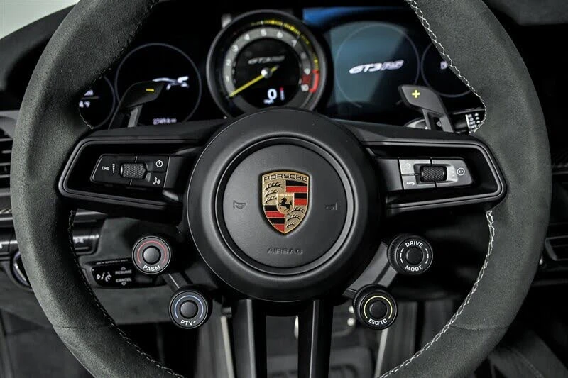 2025 Porsche 992 GT3 RS - Image 23 of 31