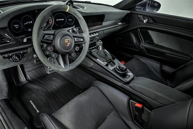 2025 Porsche 992 GT3 RS - Image 14 of 31