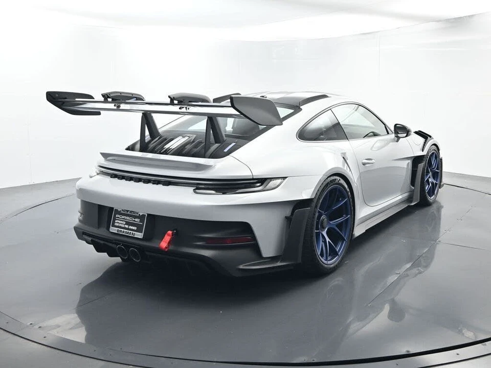 2025 Porsche 992 GT3 RS - Image 14 of 31
