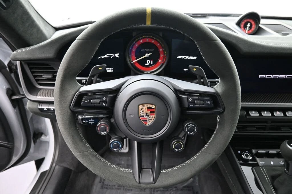 2025 Porsche 992 GT3 RS - Image 7 of 31