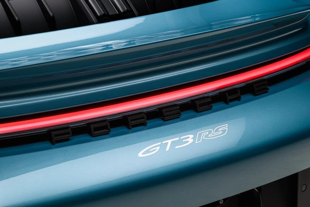 2025 Porsche 992 GT3 RS - Image 25 of 31