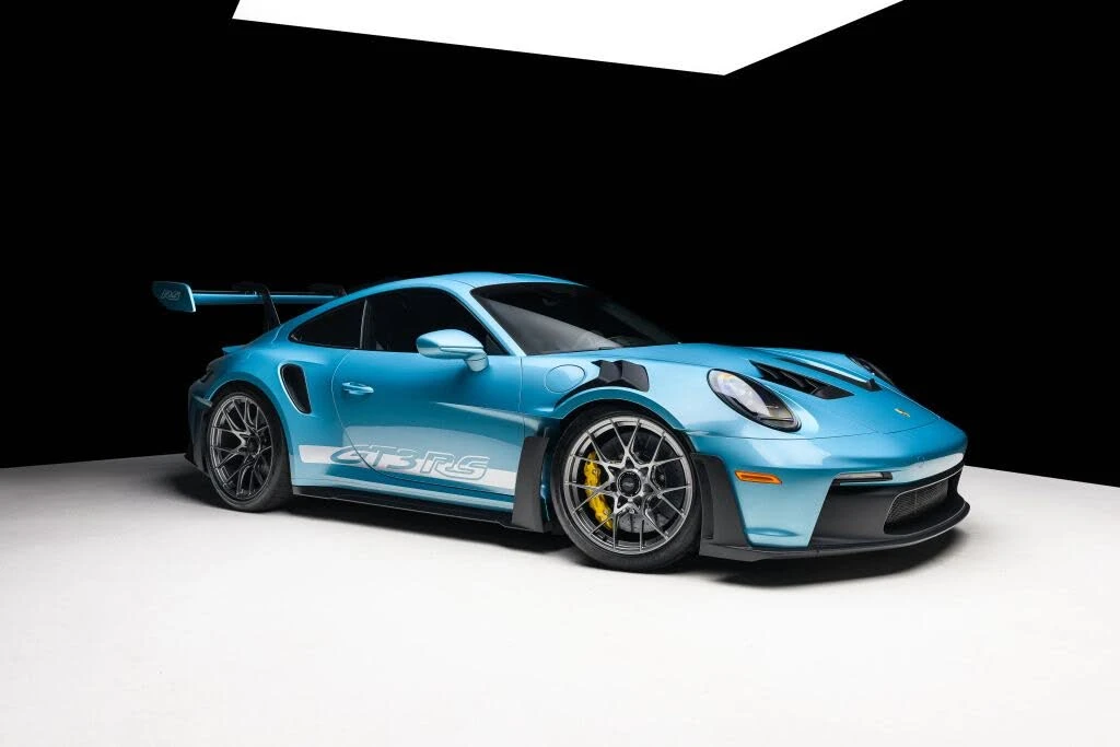 2025 Porsche 992 GT3 RS - Image 2 of 31