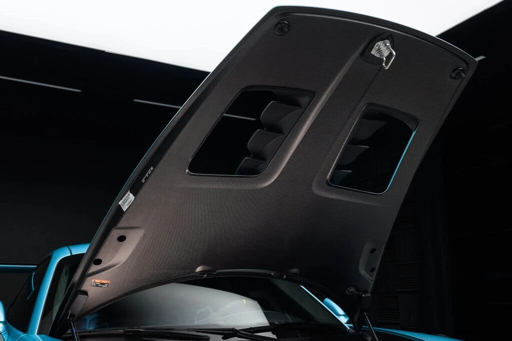 2025 Porsche 992 GT3 RS - Image 9 of 31
