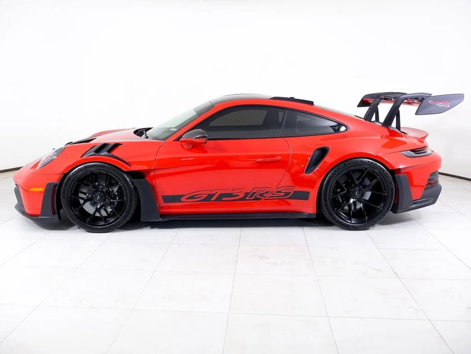 2025 Porsche 992 GT3 RS - Image 2 of 31