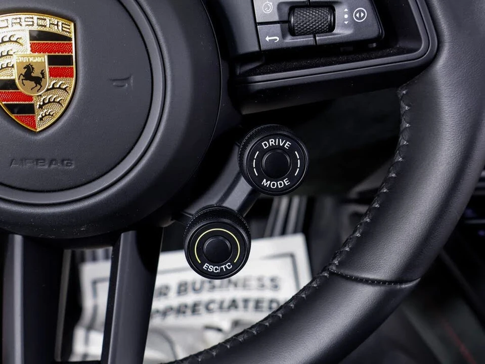 2025 Porsche 992 GT3 RS - Image 25 of 31