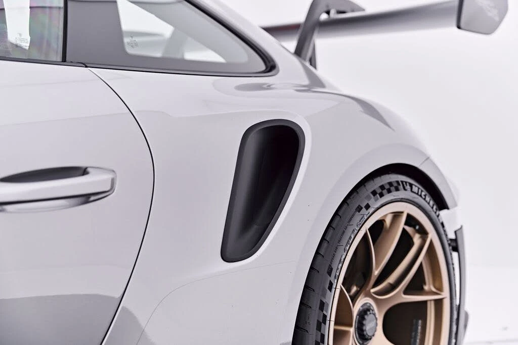 2025 Porsche 992 GT3 RS - Image 31 of 31