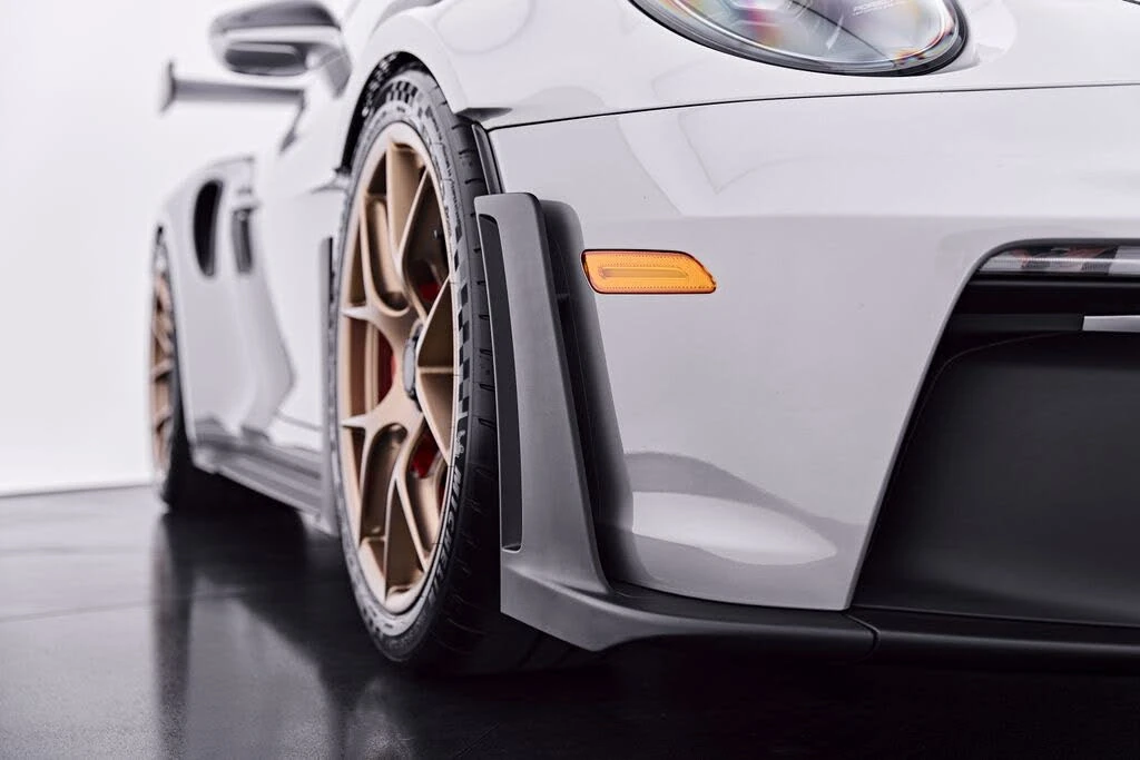 2025 Porsche 992 GT3 RS - Image 28 of 31