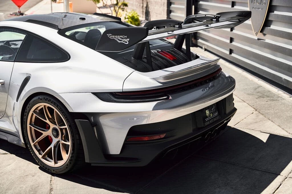 2025 Porsche 992 GT3 RS - Image 14 of 31