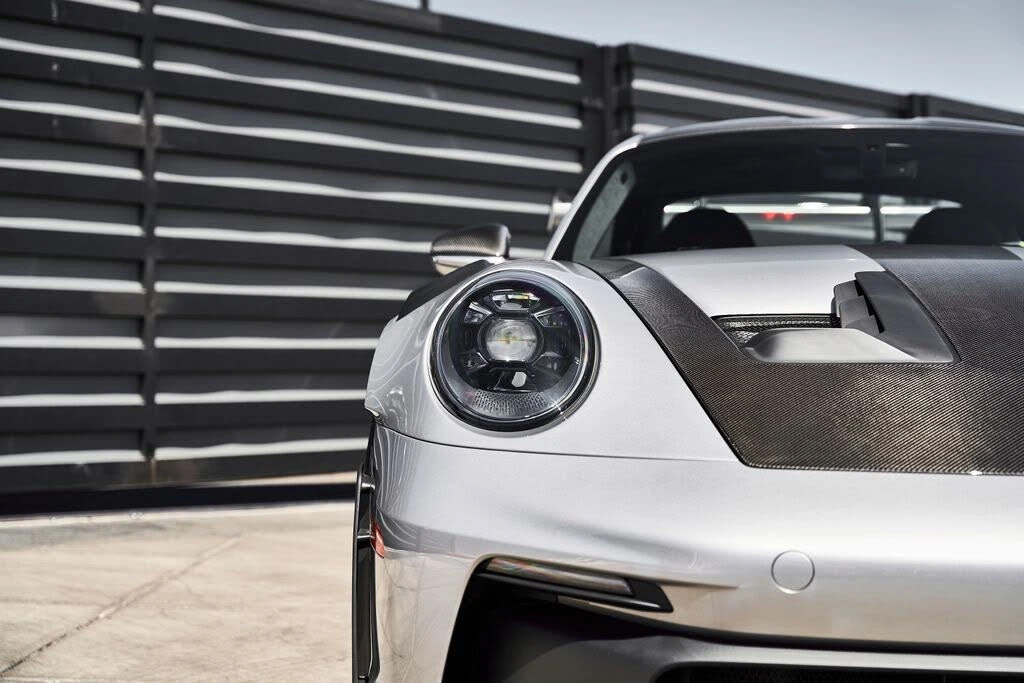 2025 Porsche 992 GT3 RS - Image 10 of 31