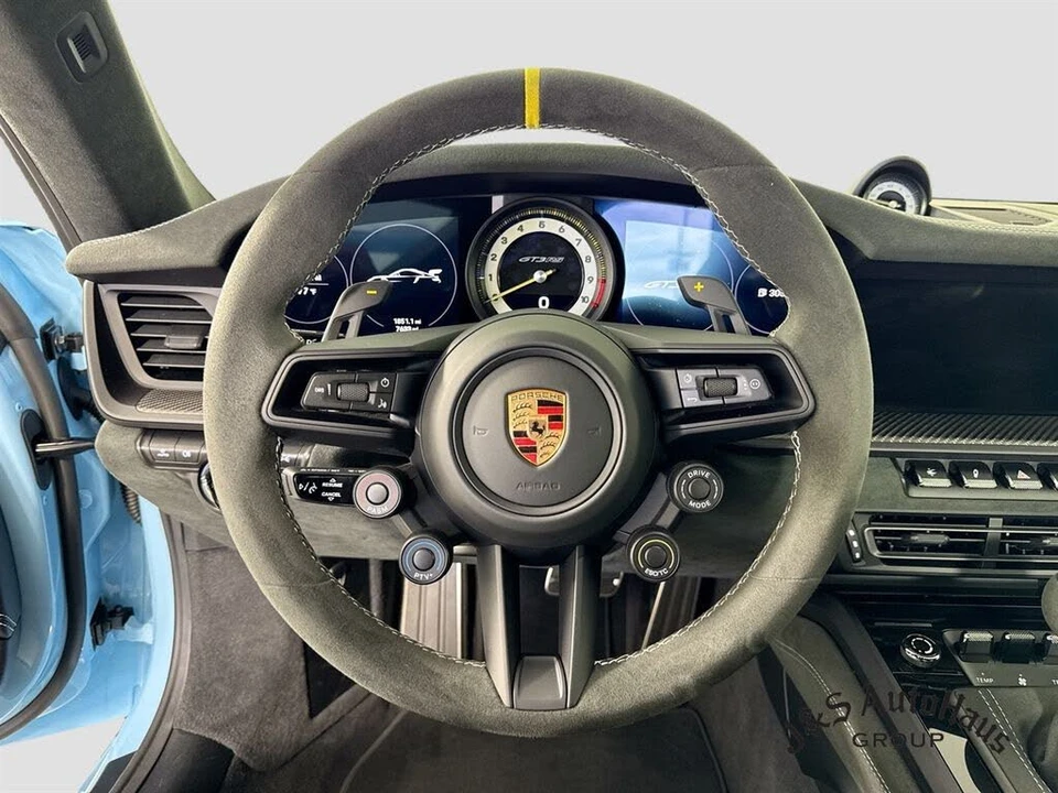 2025 Porsche 992 GT3 RS - Image 12 of 31