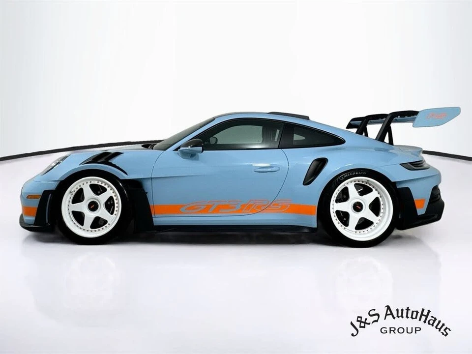 2025 Porsche 992 GT3 RS - Image 4 of 31
