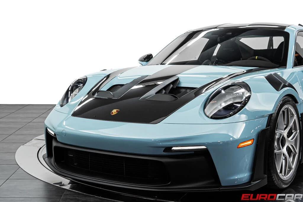 2025 Porsche 992 GT3 RS - Image 13 of 31