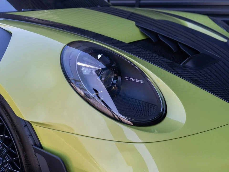 2025 Porsche 992 GT3 RS - Image 13 of 31