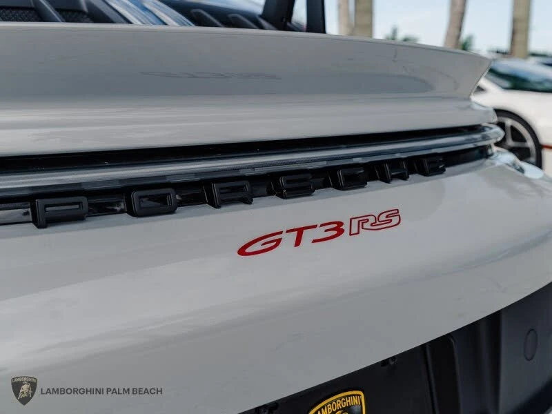 2025 Porsche 992 GT3 RS - Image 18 of 31