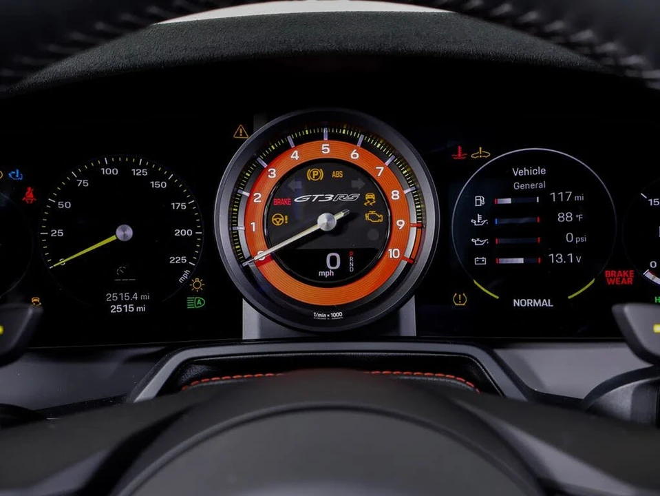 2025 Porsche 992 GT3 RS - Image 21 of 31