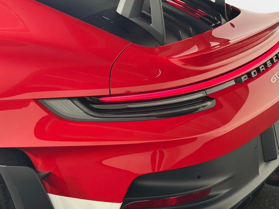 2025 Porsche 992 GT3 RS - Image 16 of 31