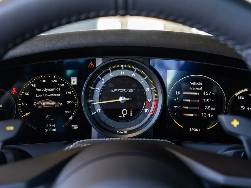 2025 Porsche 992 GT3 RS - Image 17 of 31