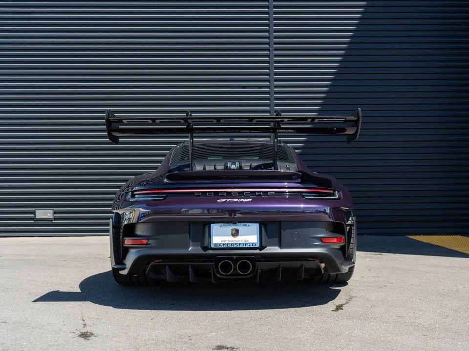2025 Porsche 992 GT3 RS - Image 9 of 31