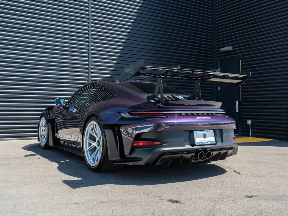 2025 Porsche 992 GT3 RS - Image 3 of 31