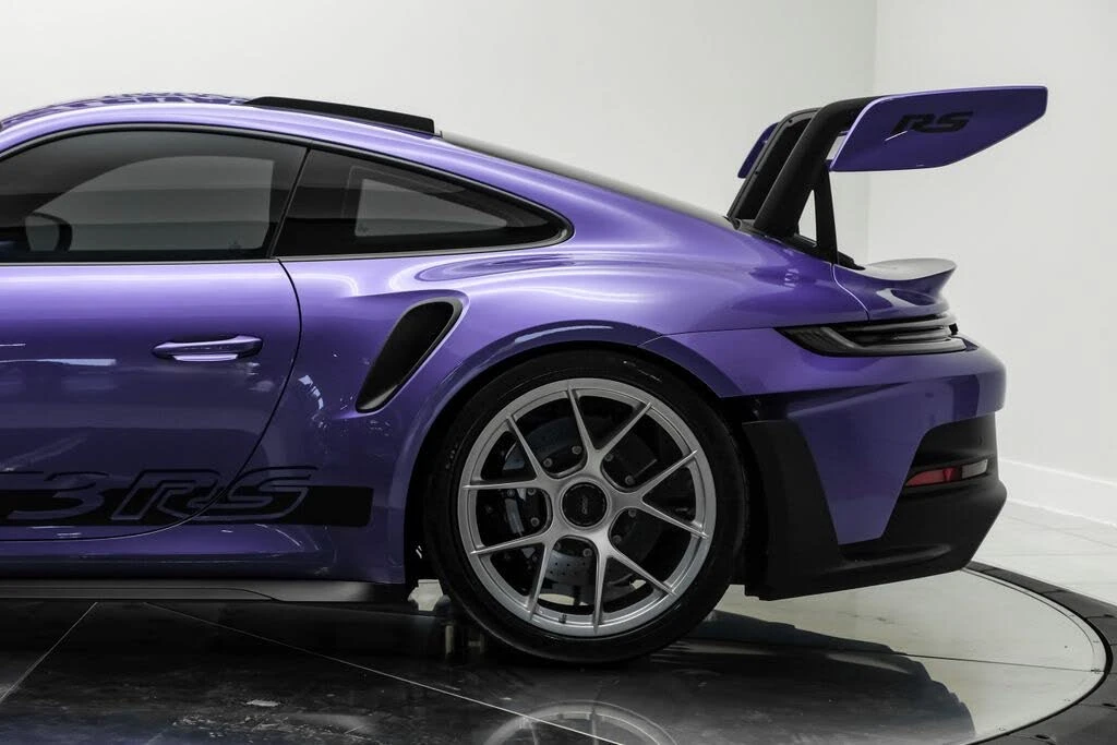 2025 Porsche 992 GT3 RS - Image 18 of 31