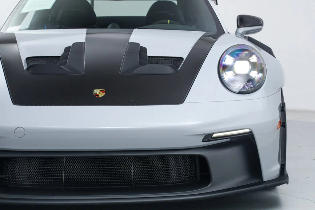 2025 Porsche 992 GT3 RS - Image 10 of 31