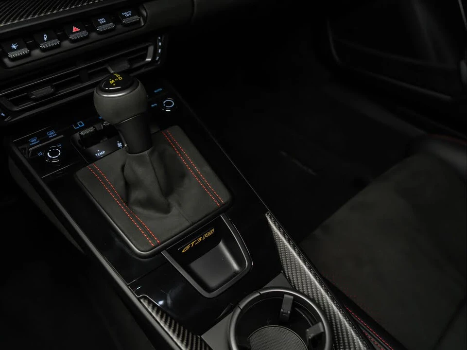2025 Porsche 992 GT3 RS - Image 21 of 31