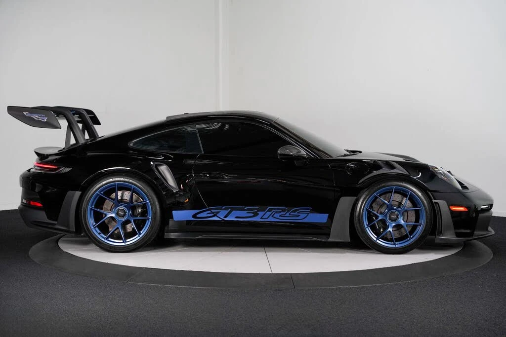 2025 Porsche 992 GT3 RS - Image 8 of 31