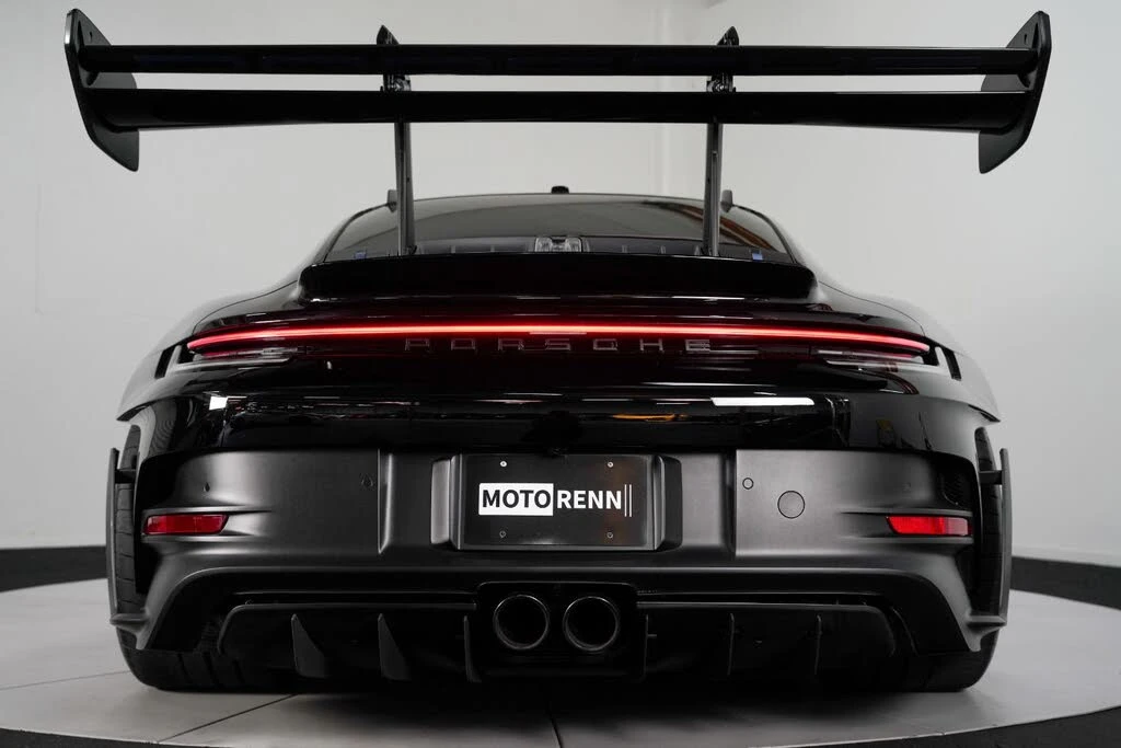 2025 Porsche 992 GT3 RS - Image 27 of 31