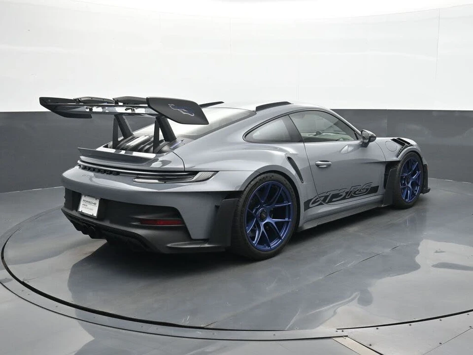 2025 Porsche 992 GT3 RS - Image 17 of 28