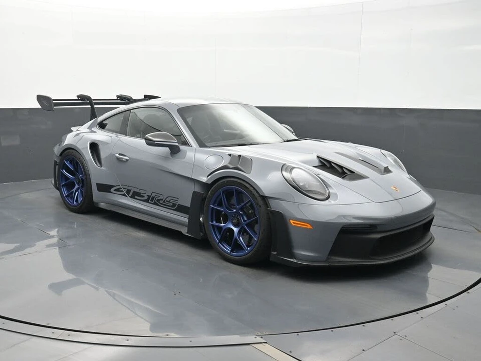 2025 Porsche 992 GT3 RS - Image 19 of 28