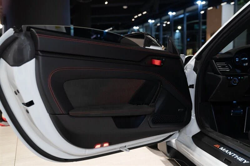 2025 Porsche 992 GT3 RS - Image 18 of 31