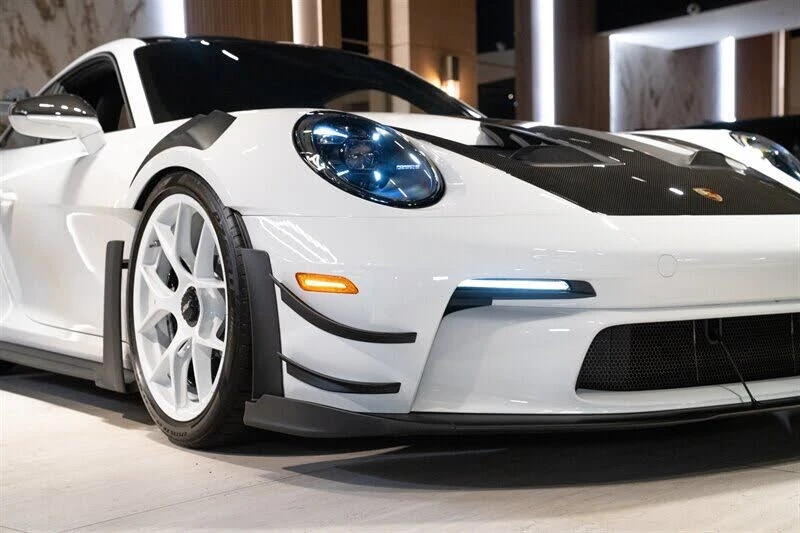 2025 Porsche 992 GT3 RS - Image 24 of 31