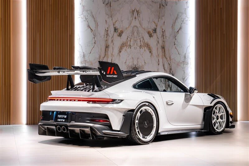 2025 Porsche 992 GT3 RS - Image 3 of 31