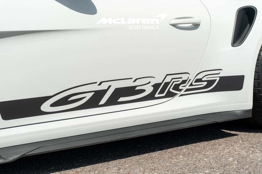 2025 Porsche 992 GT3 RS - Image 26 of 31